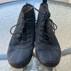 Gently worn Black High Top Keds Size 7.5